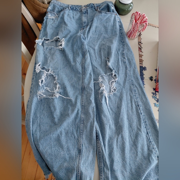 We The Free People Baggy Boyfriend Jeans Distressed Slouchy Wide Leg 32 - Picture 10 of 10